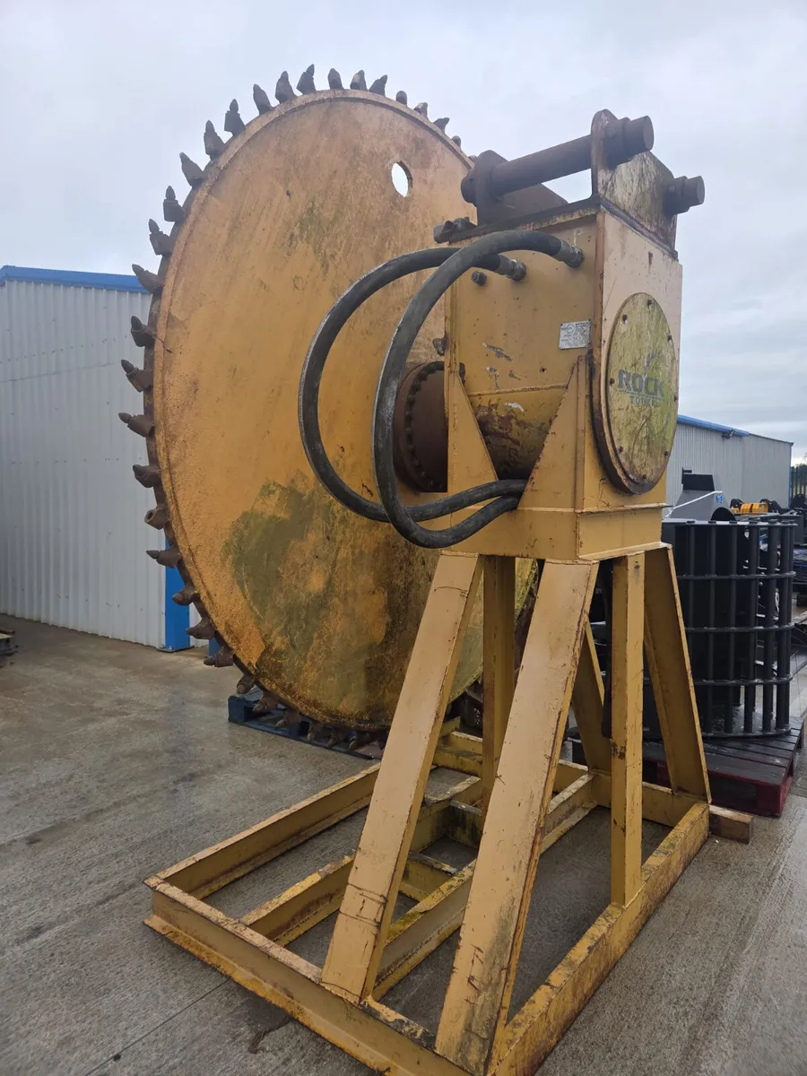 Hydraulic Rock Saw - Image 1