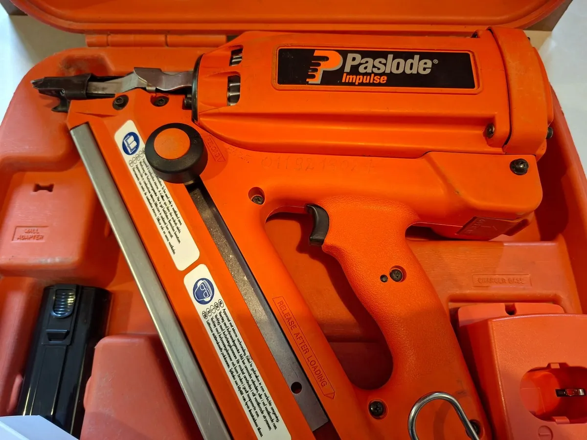 Paslode im350 1st Fix Nail Gun"Fully Serviced" - Image 1