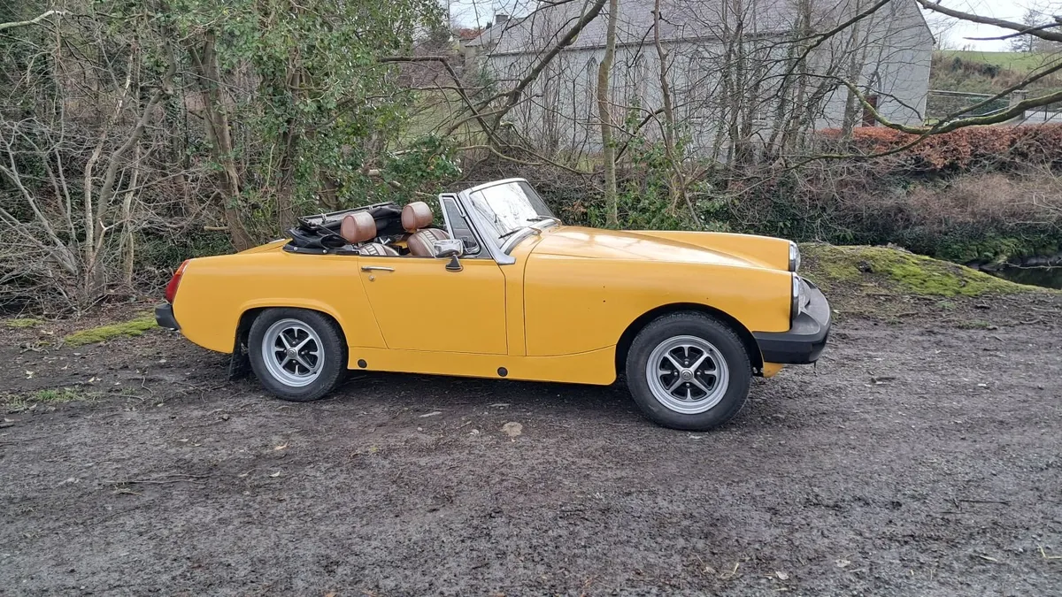 MG Midget 1977 - Image 1