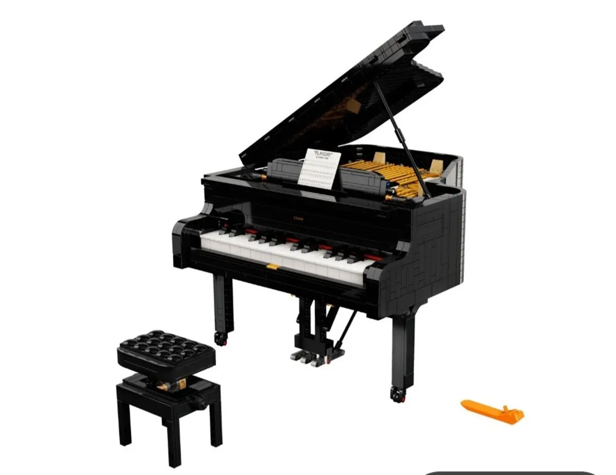 Lego Grand Piano - Image 3