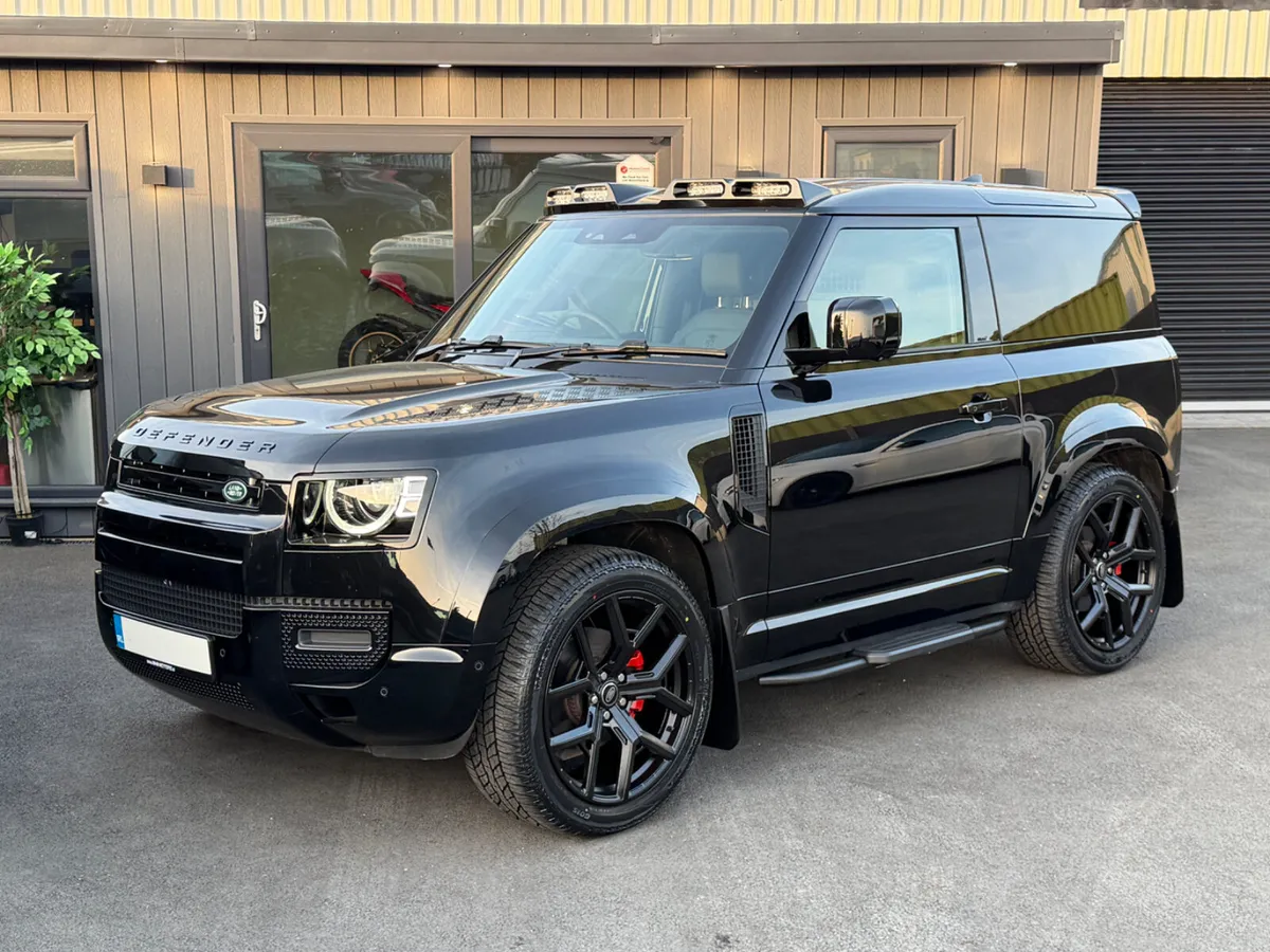 2025/252 LANDROVER DEFENDER 90 HARDTOP XDYNAMIC - Image 4