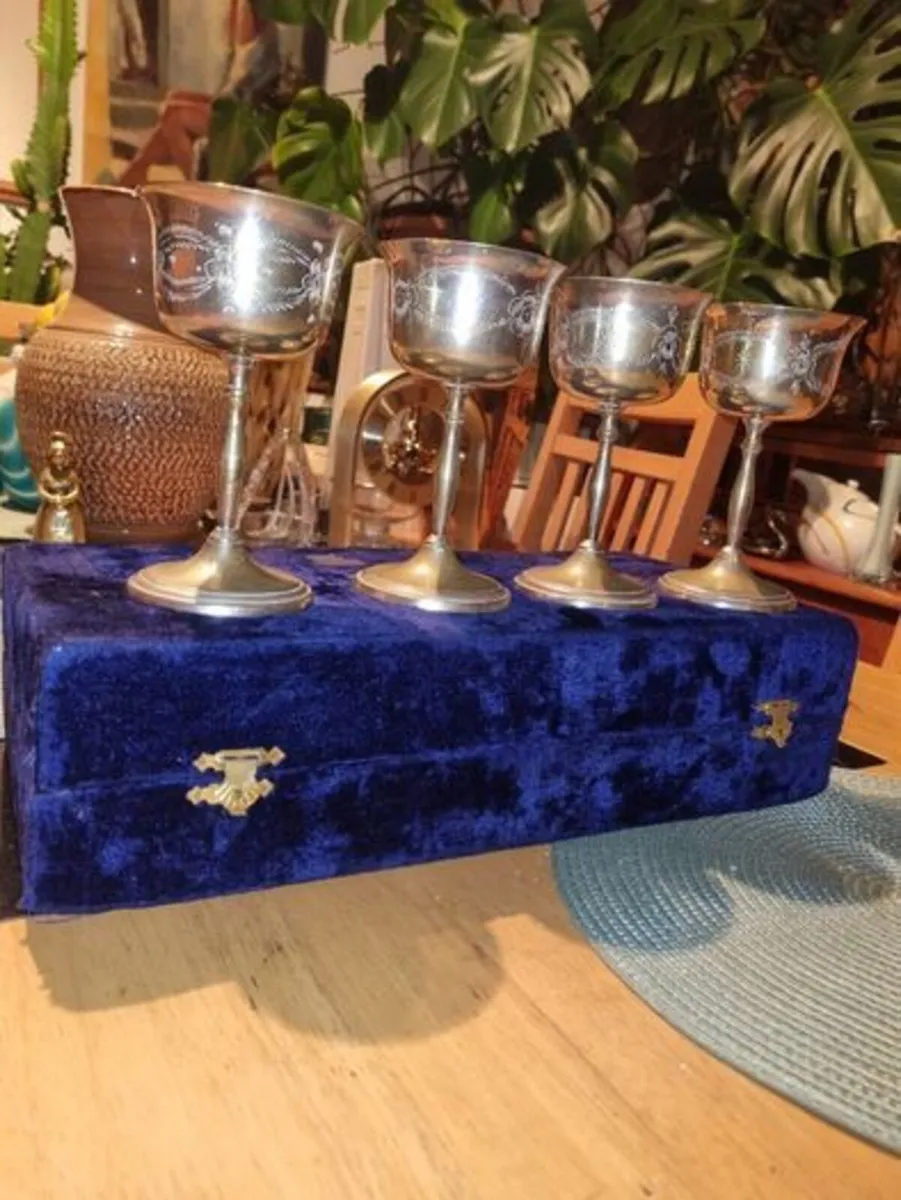 Set of 4 large silver-plated goblets - Image 4
