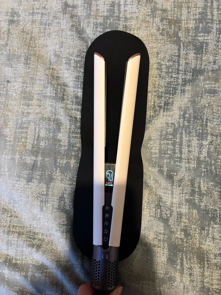 Dyson Airstrait - Image 3