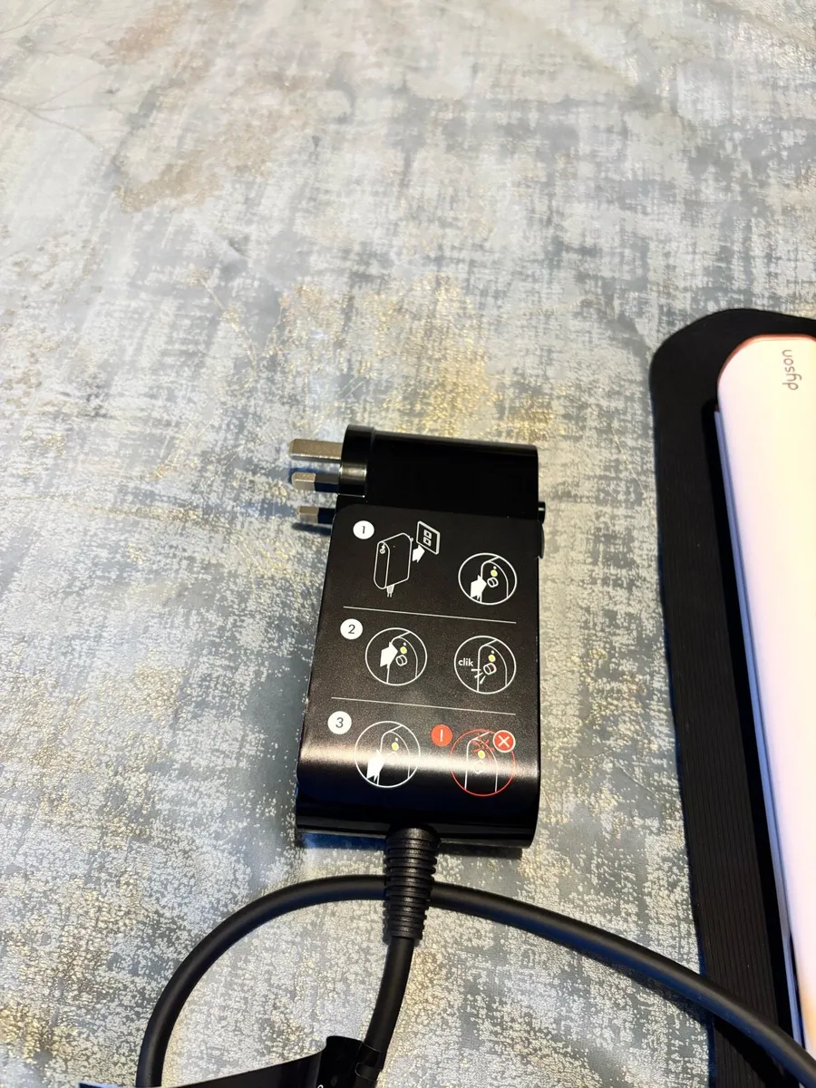 Dyson Airstrait - Image 4