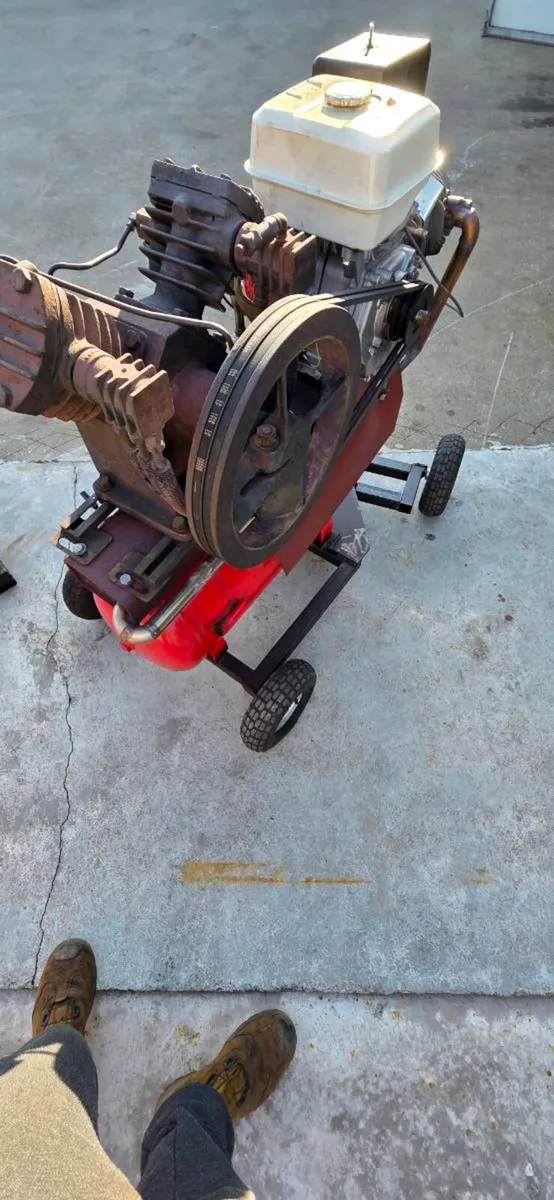 Air compressor - Image 4