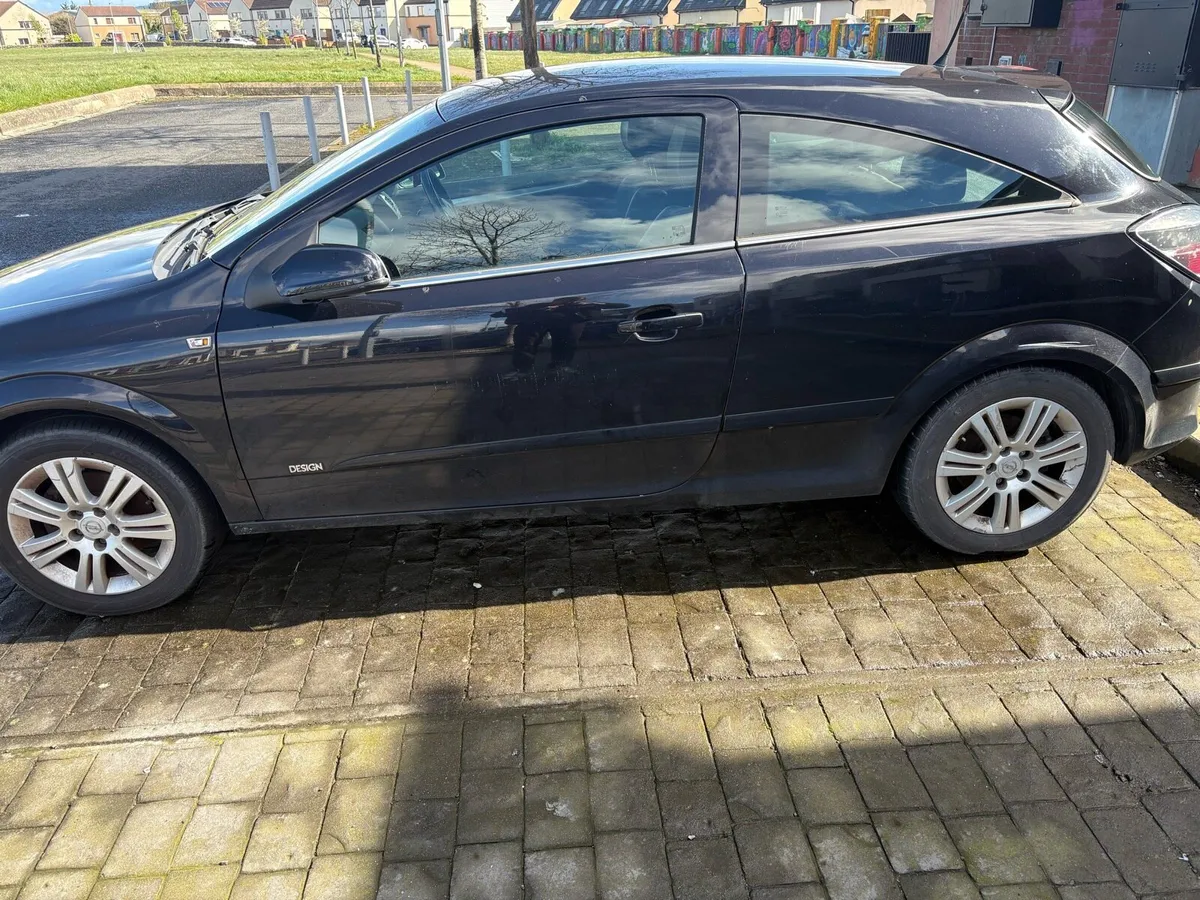 Opel Astra GTC 1.4 - Image 3