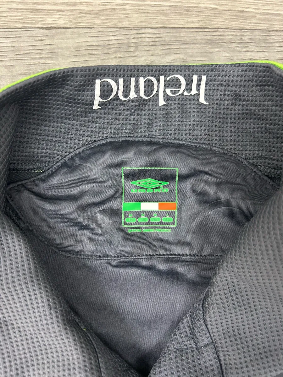 Vintage 2009 Umbro Ireland Third Jersey Mens M - Image 4