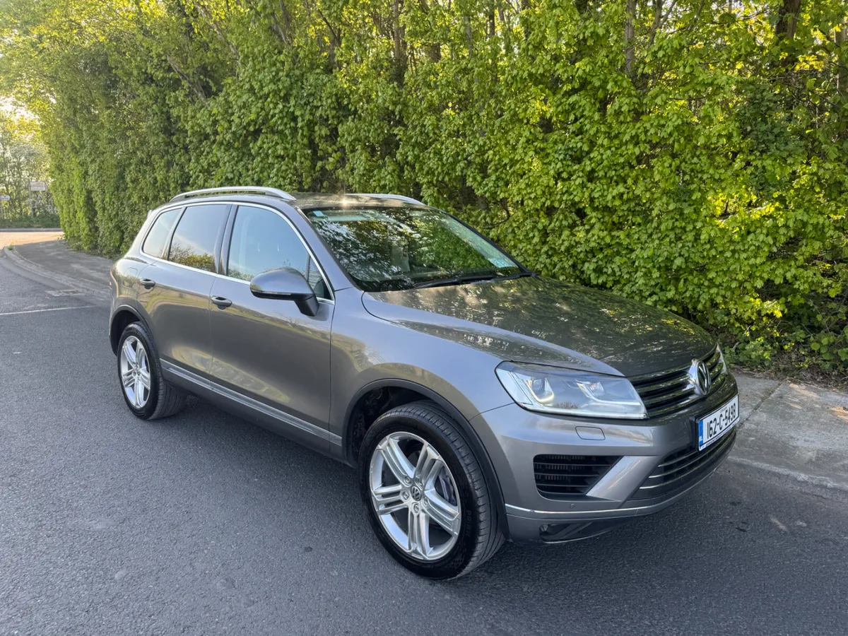 Volkswagen Touareg 5 seater Crewcab - Image 1