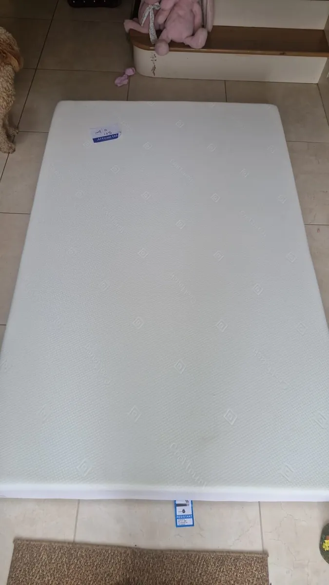 Mattres for sale brand new 4ft - Image 3