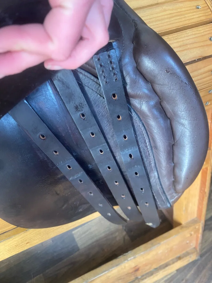Kings 17” medium Leather saddle - Image 4