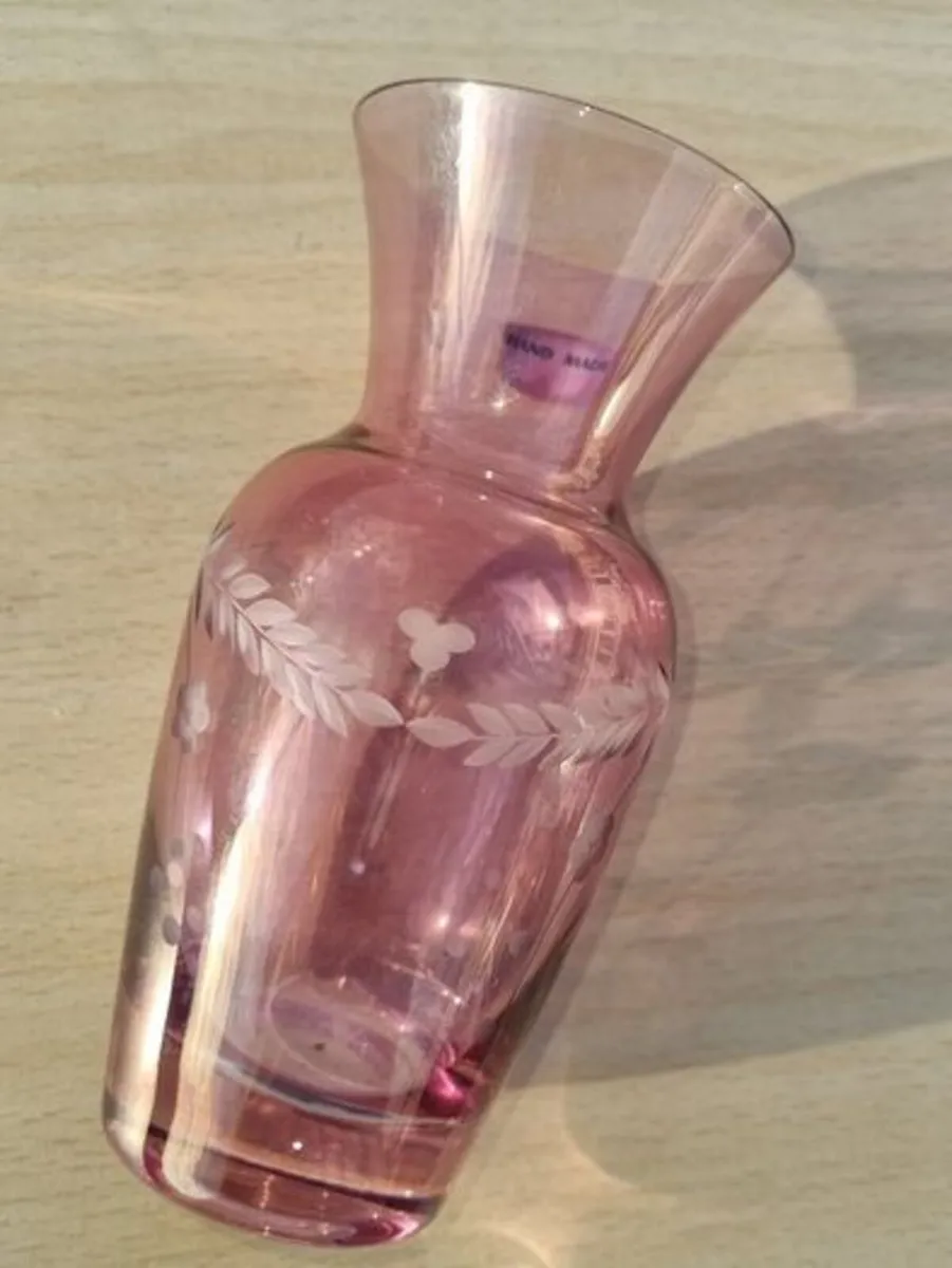 Vintage CLOVER LEAF GLASS vase from Slovakia - Image 4