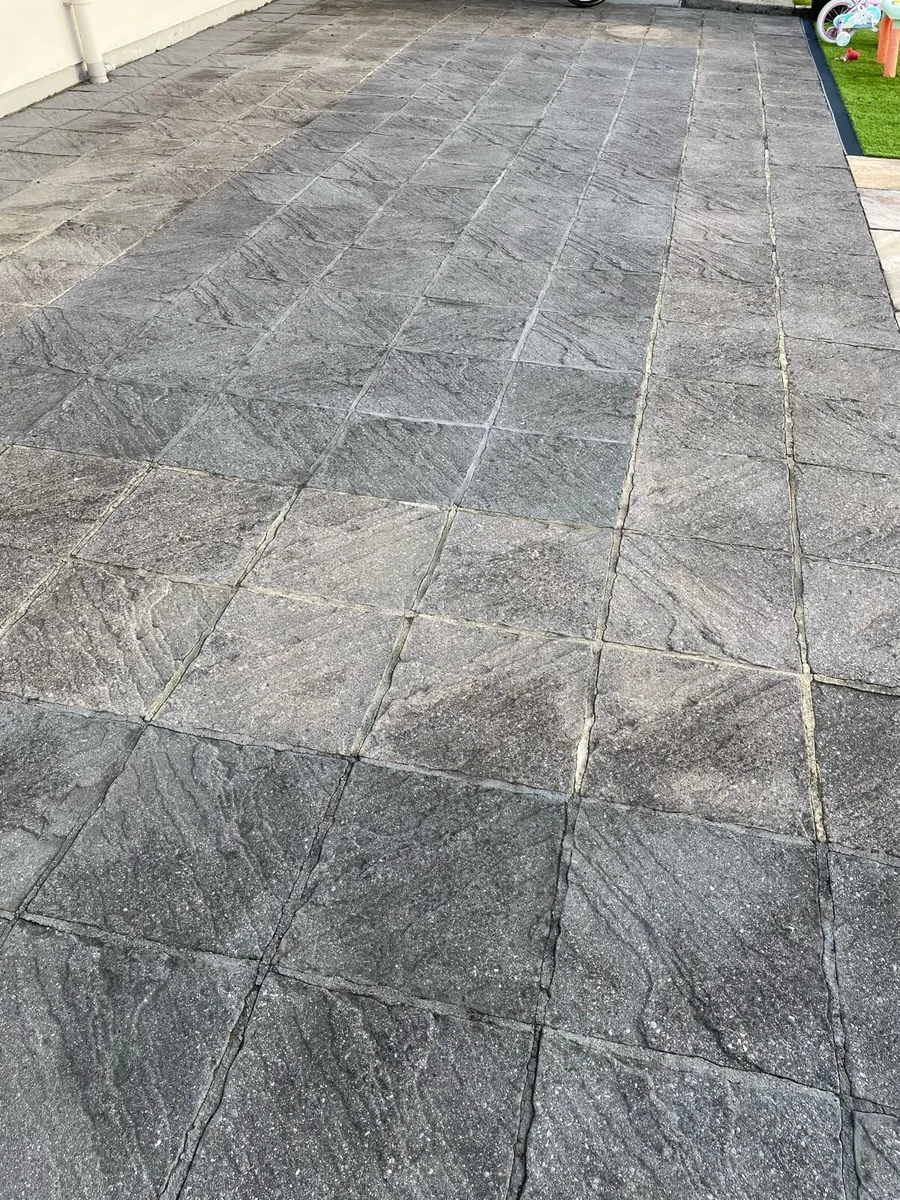 Paving Slabs - Image 1