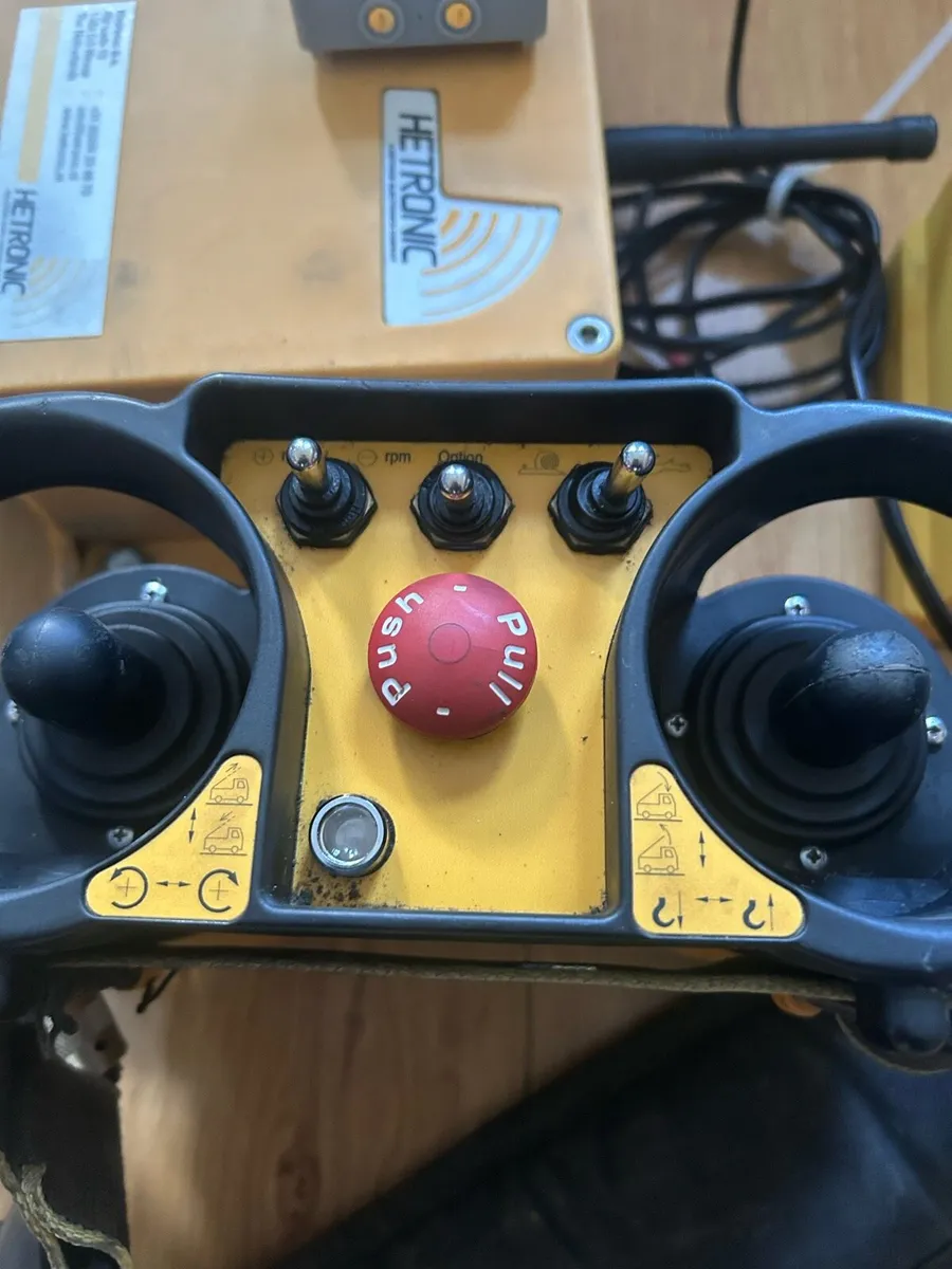 Full manitou remote control kit - Image 3