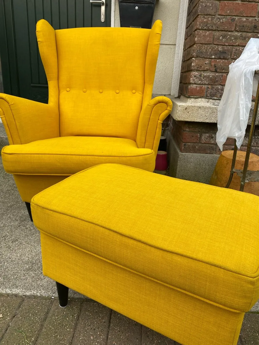 Armchair with footstool - Image 1