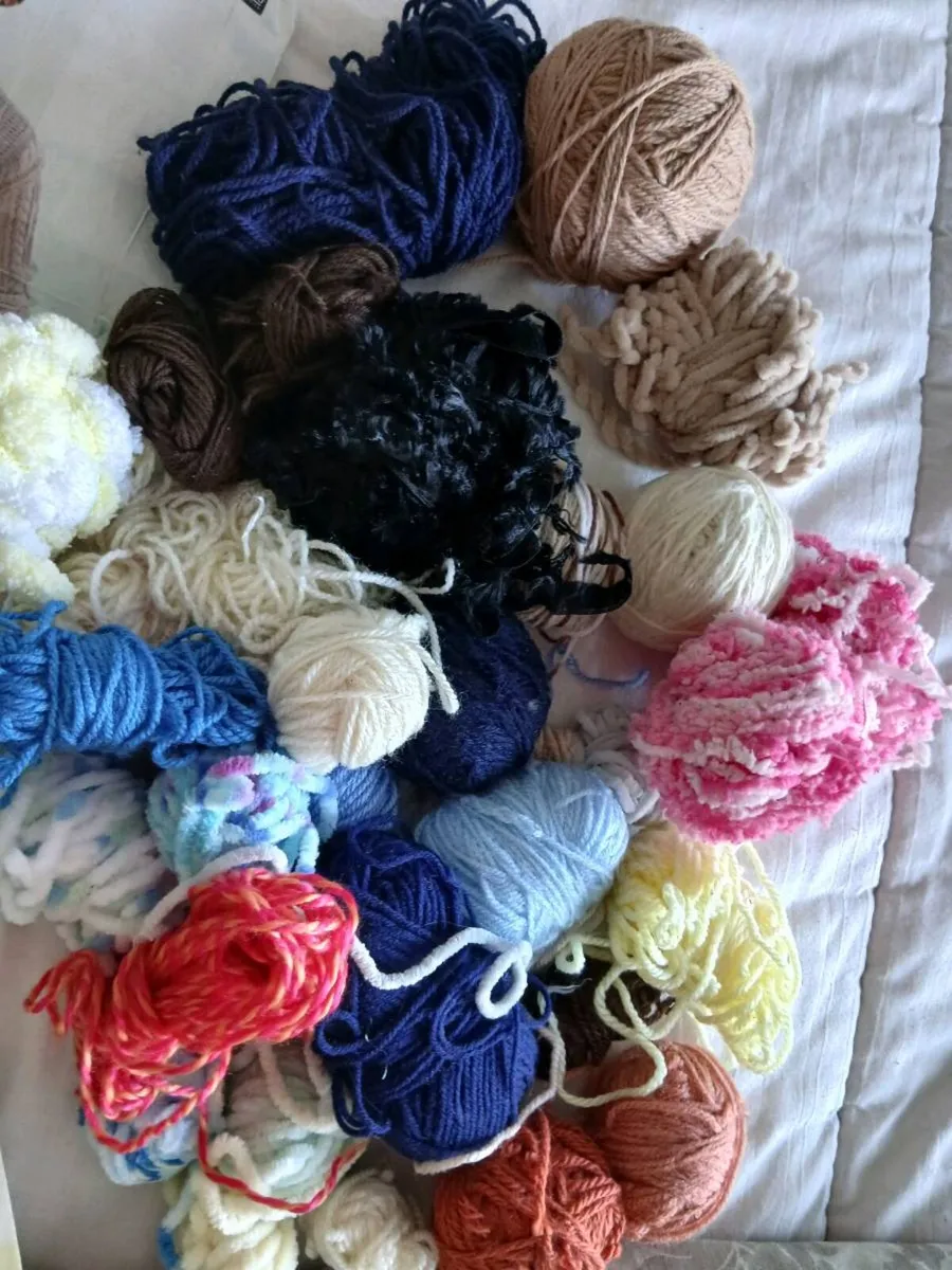 Knitting wool bundle - Image 3