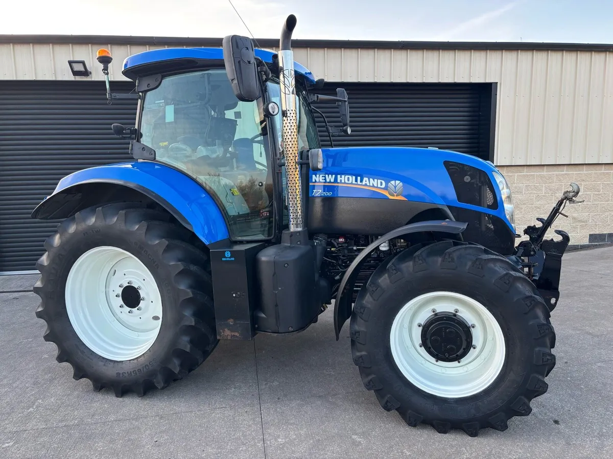 2015 NEW HOLLAND T7.200 - Image 3