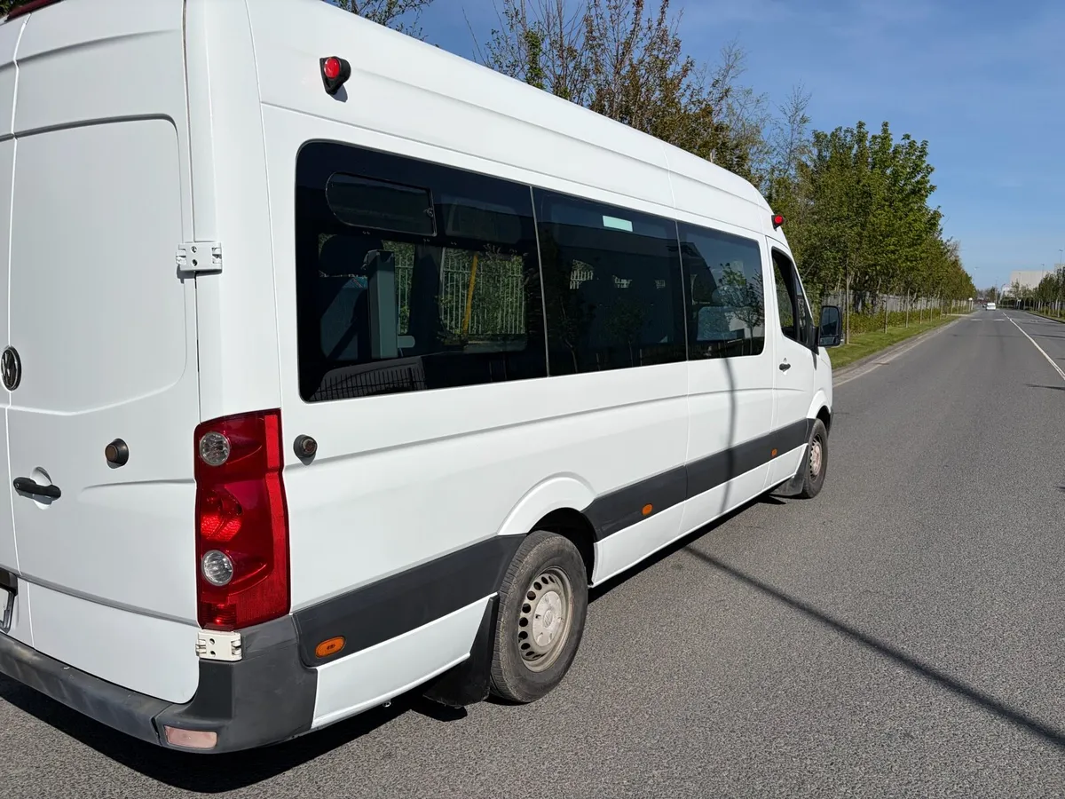 2010 vw crafter minibus high roof - Image 4