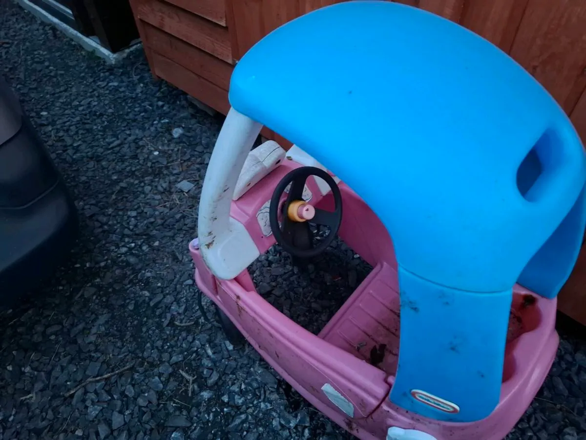 Child's  car - Image 2