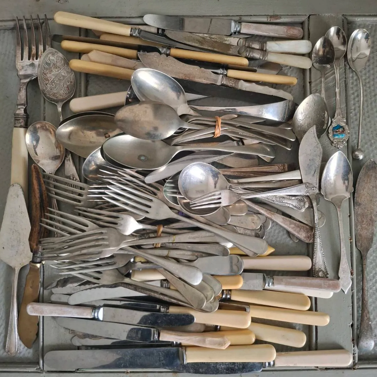 120 Piece Set of Vintage & Antique Cutlery - Image 1