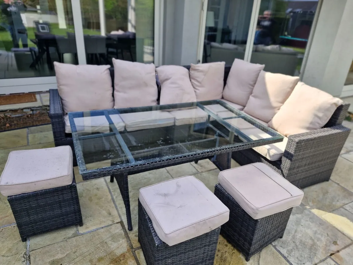 Garden Furniture - Image 1