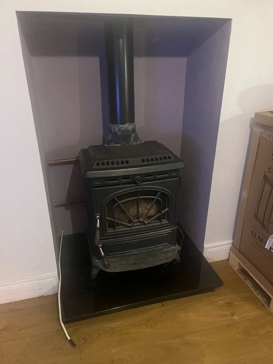 Stanley stove with back boiler