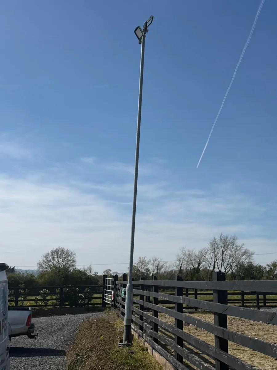 Flood lighting pole.