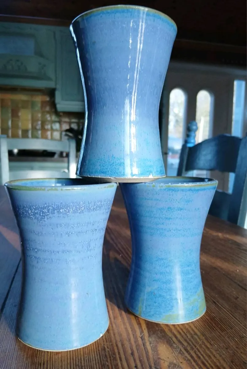 Wine Beakers Louis Mulcahy - Image 1