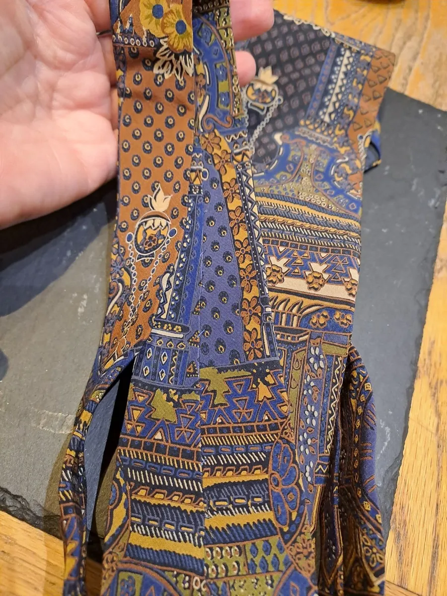 Vintage Silk Tie – Schubert München - Image 3
