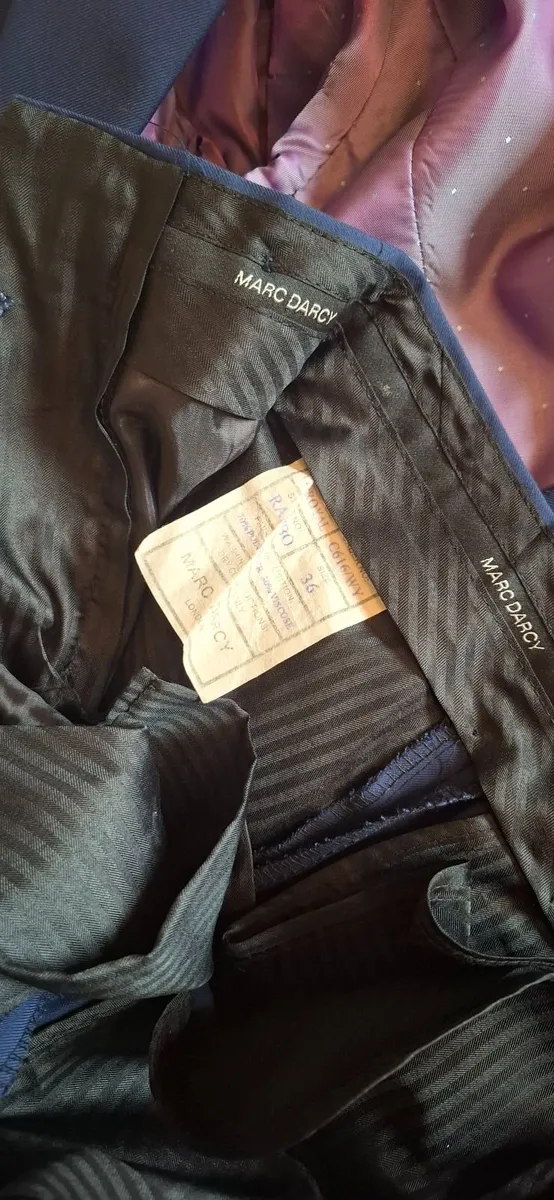 Mark Darcy mens suit - Image 3