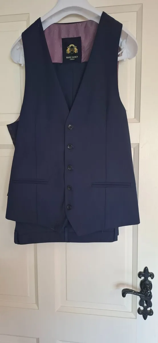 Mark Darcy mens suit - Image 4
