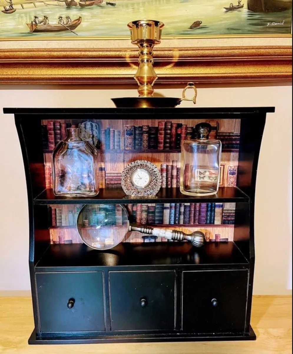 Vintage style wall hanging unit - Image 1