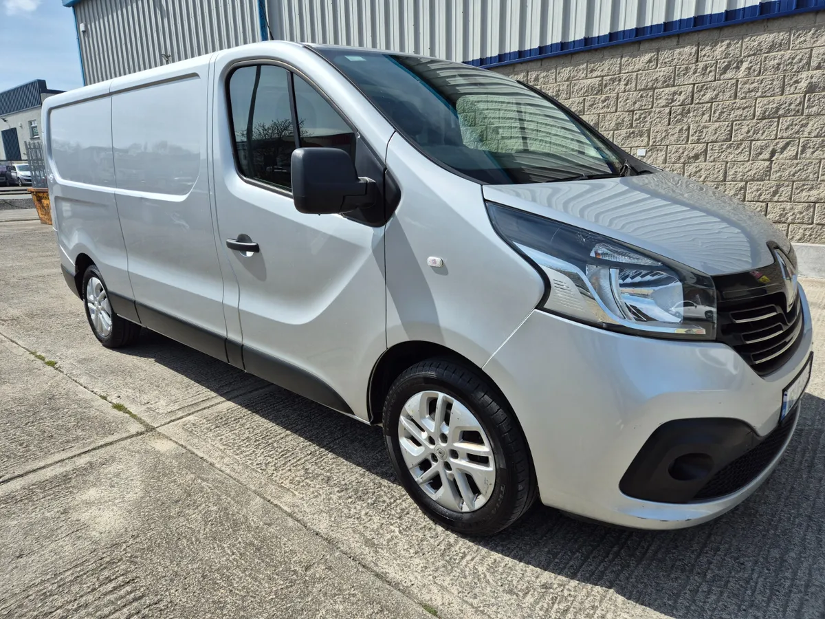 2016 Renault Trafic Sport Lwb new doe - Image 1
