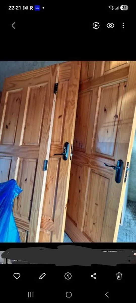 interior solid pine doors - 12 Available