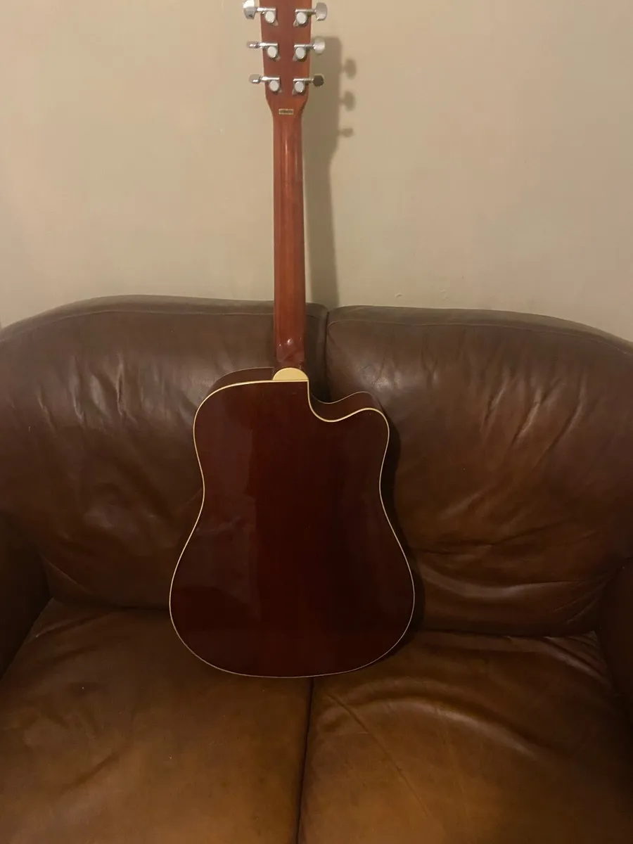 Left hand electro acoustic guitar - Image 2