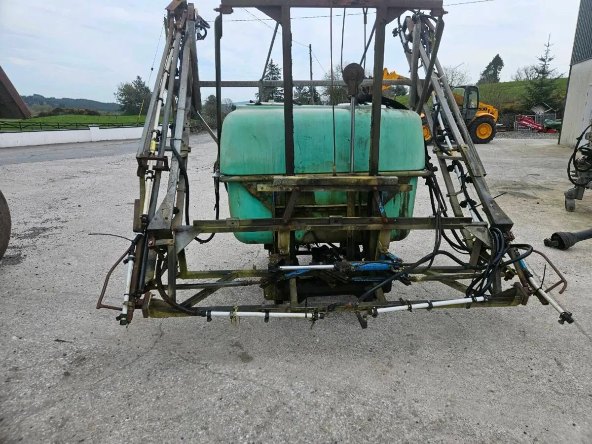 1000lit berthoud  sprayer - Image 2