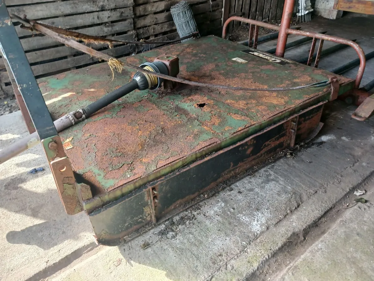 Farm machinery - Image 1