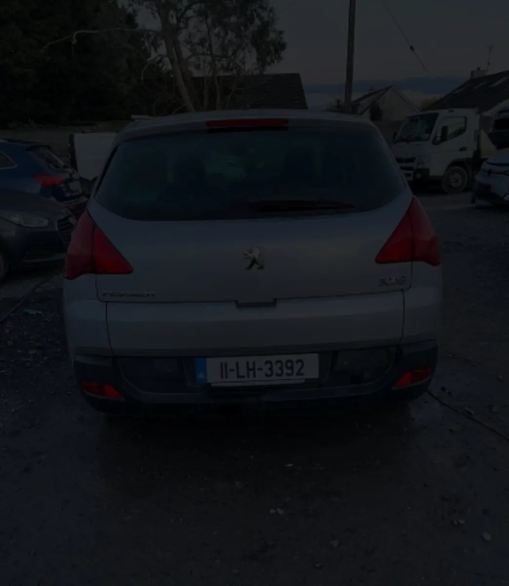11 Peugeot 3008 1.6 Diesel Automatic - Image 2