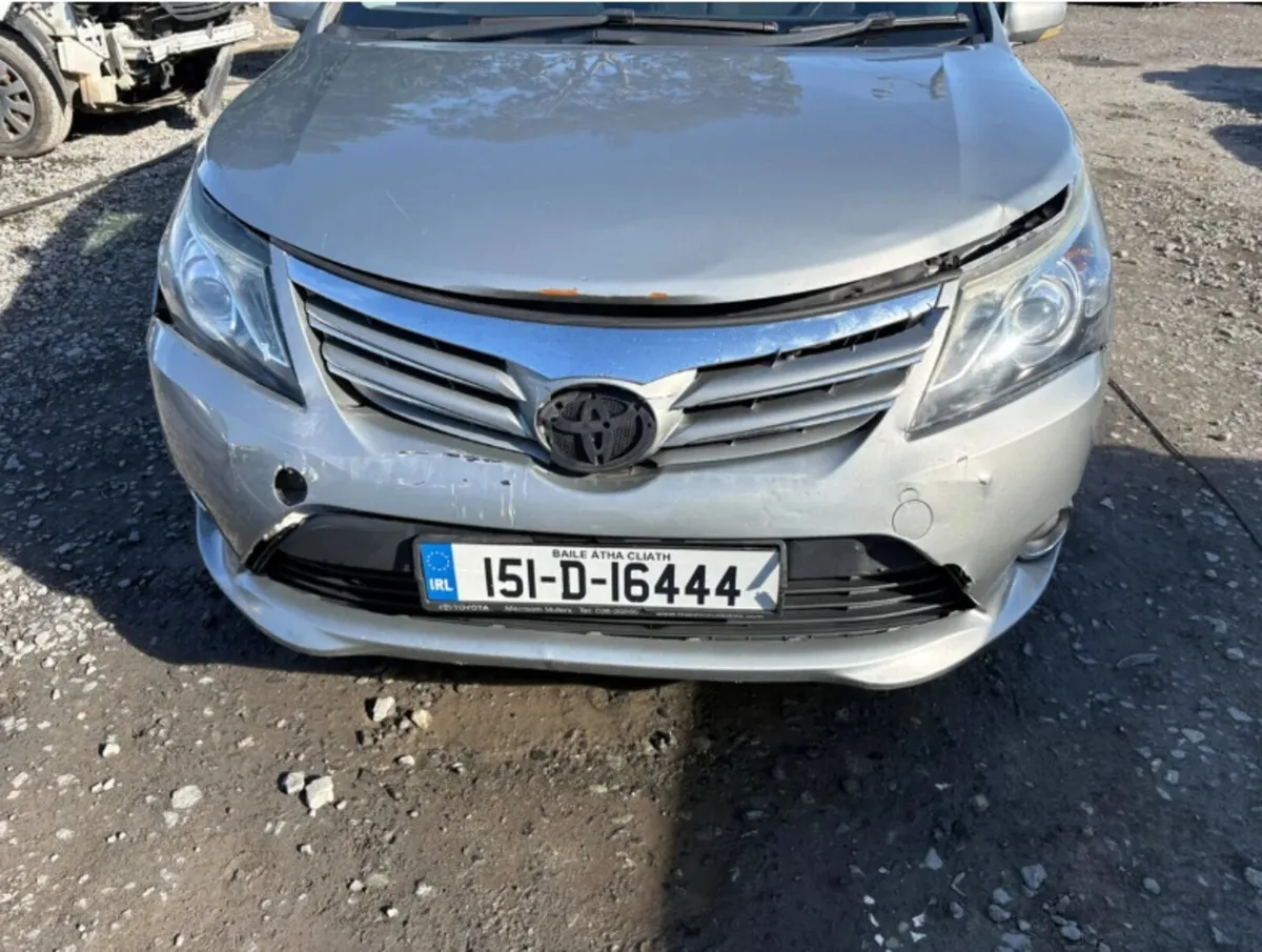 2015 Toyota Avensis 2.0 D4D - Image 2