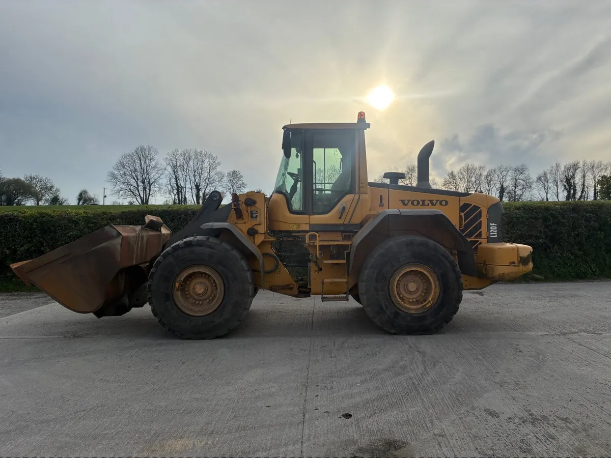 2008 Volvo L120F shovel - Image 2