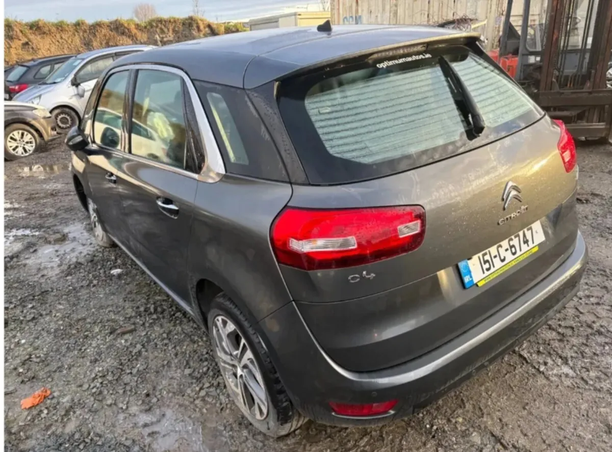 2015 Citroen C4 Picasso 1.6 Diesel high spec - Image 2