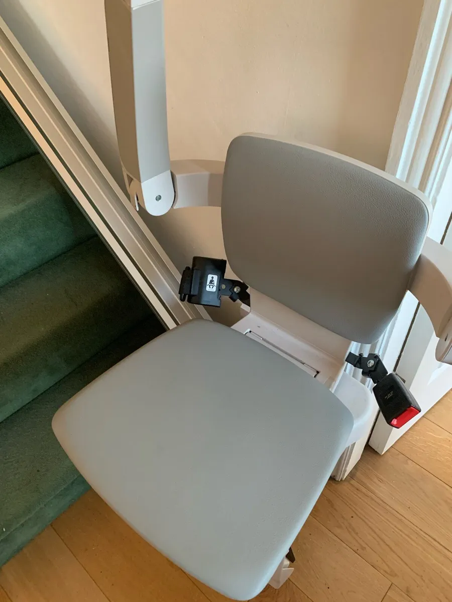 Stair Lift good as new in Cork - Image 1