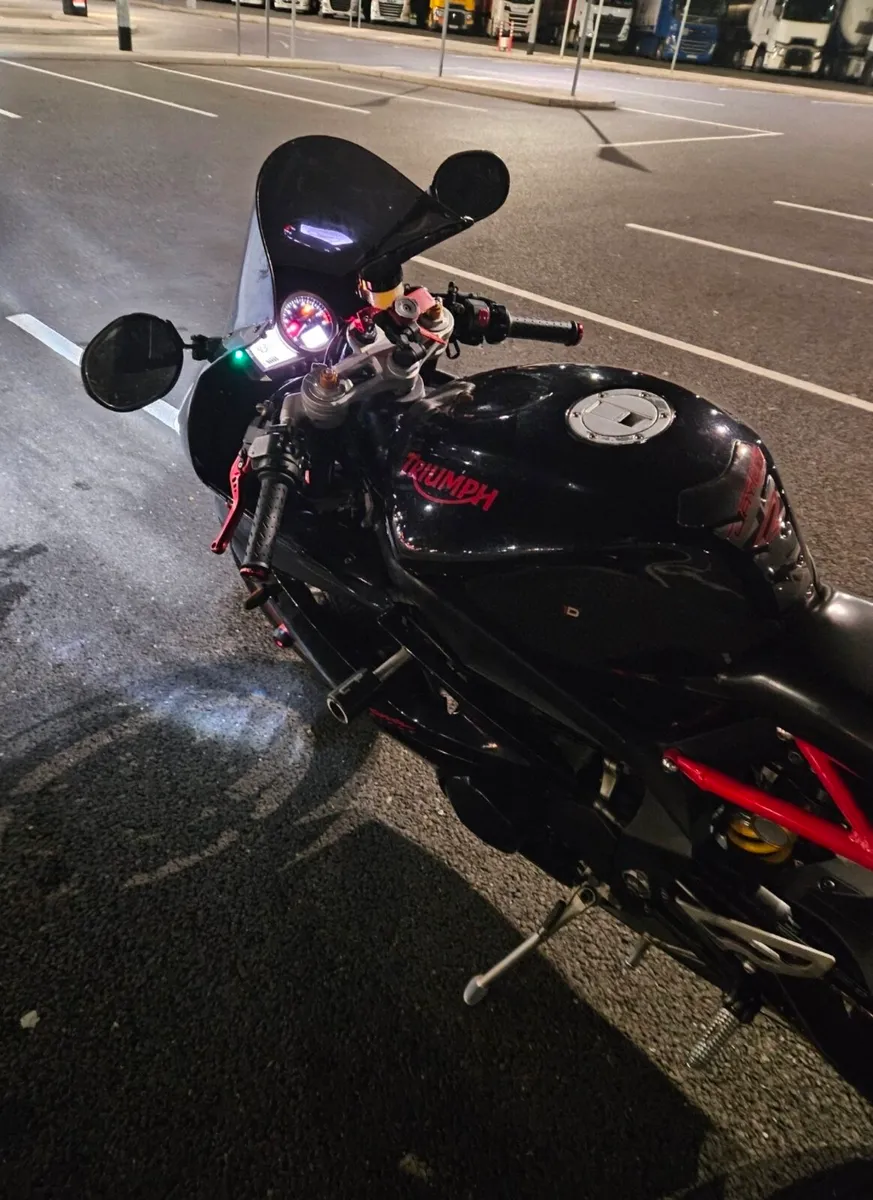 Triumph Daytona 675 - Image 4