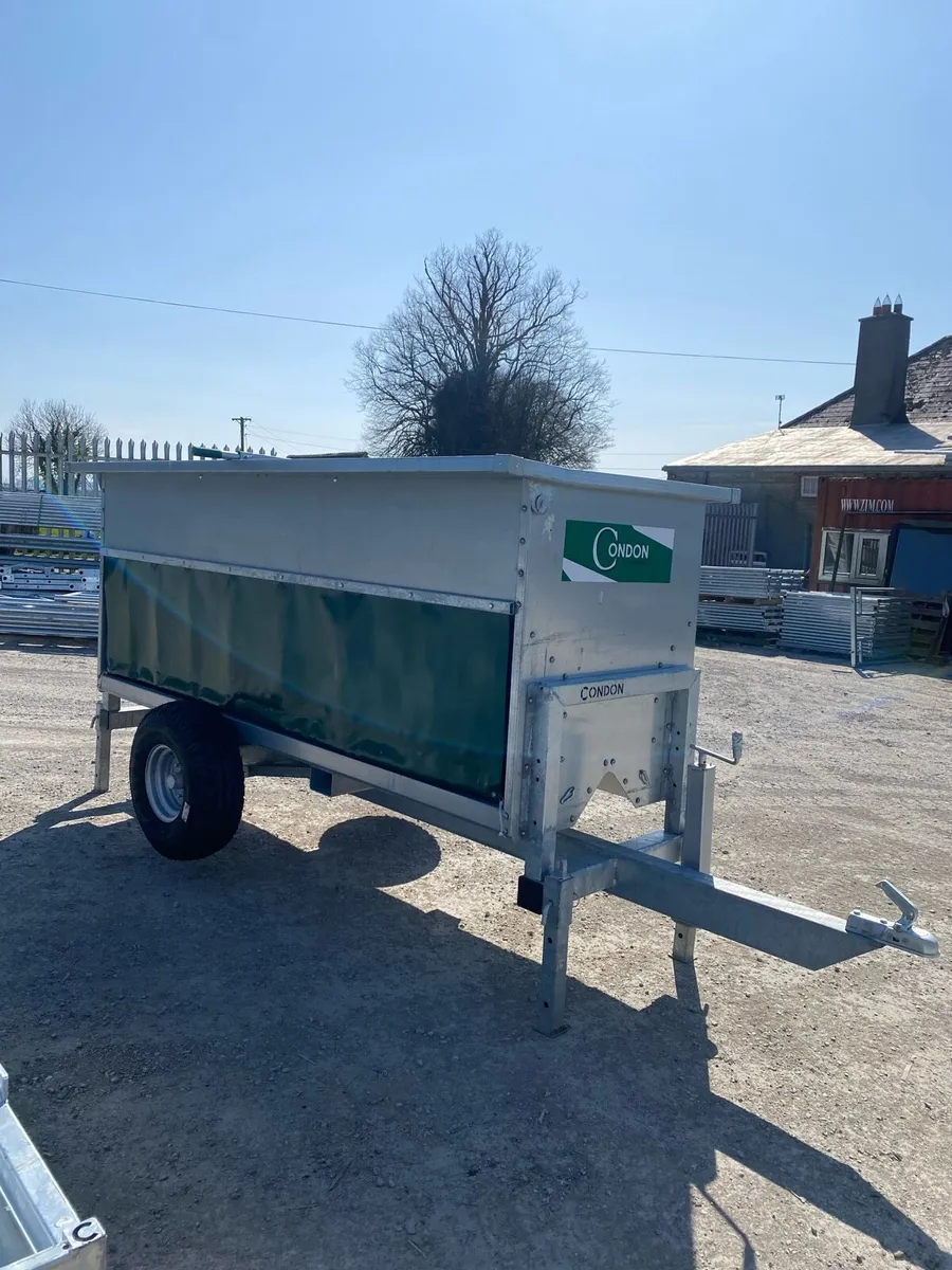 Condon 10 foot controlled ad-lib feeder - Image 1
