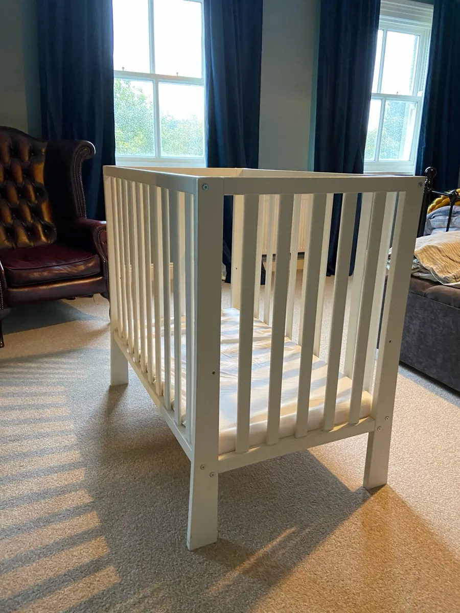 Child’s cot - Image 3