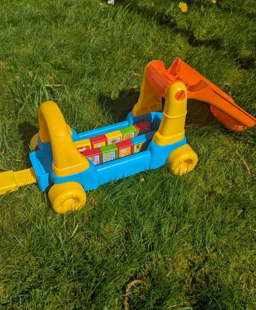 VTech Push & Ride Ultimate Alphabet Train - Image 3