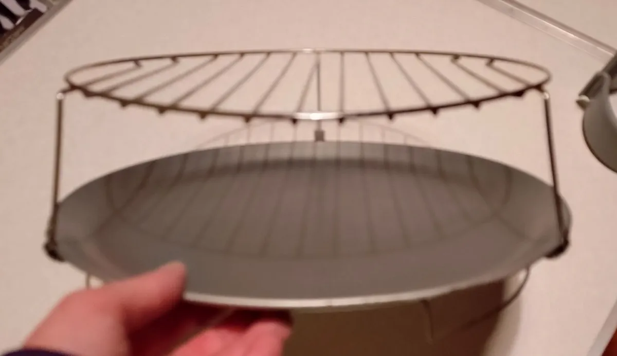 Light Metal Kitchen Tray (used). - Image 2