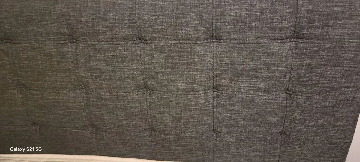 Double bed - Image 1