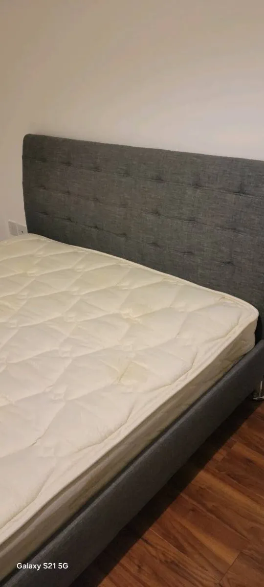 Double bed - Image 3