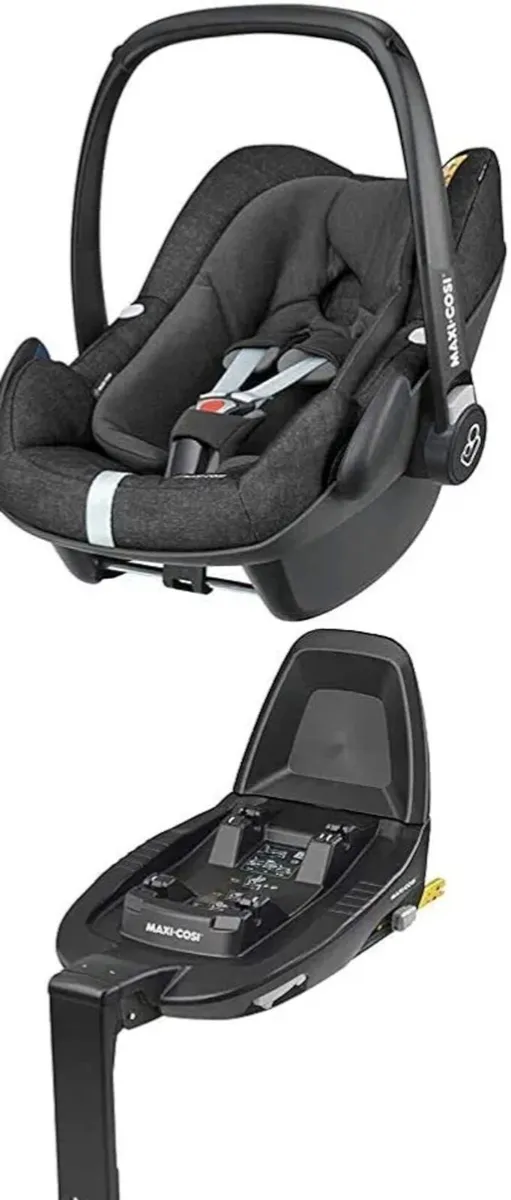 Maxi cosi 2wayfix car seat and Isofix Base - Image 1