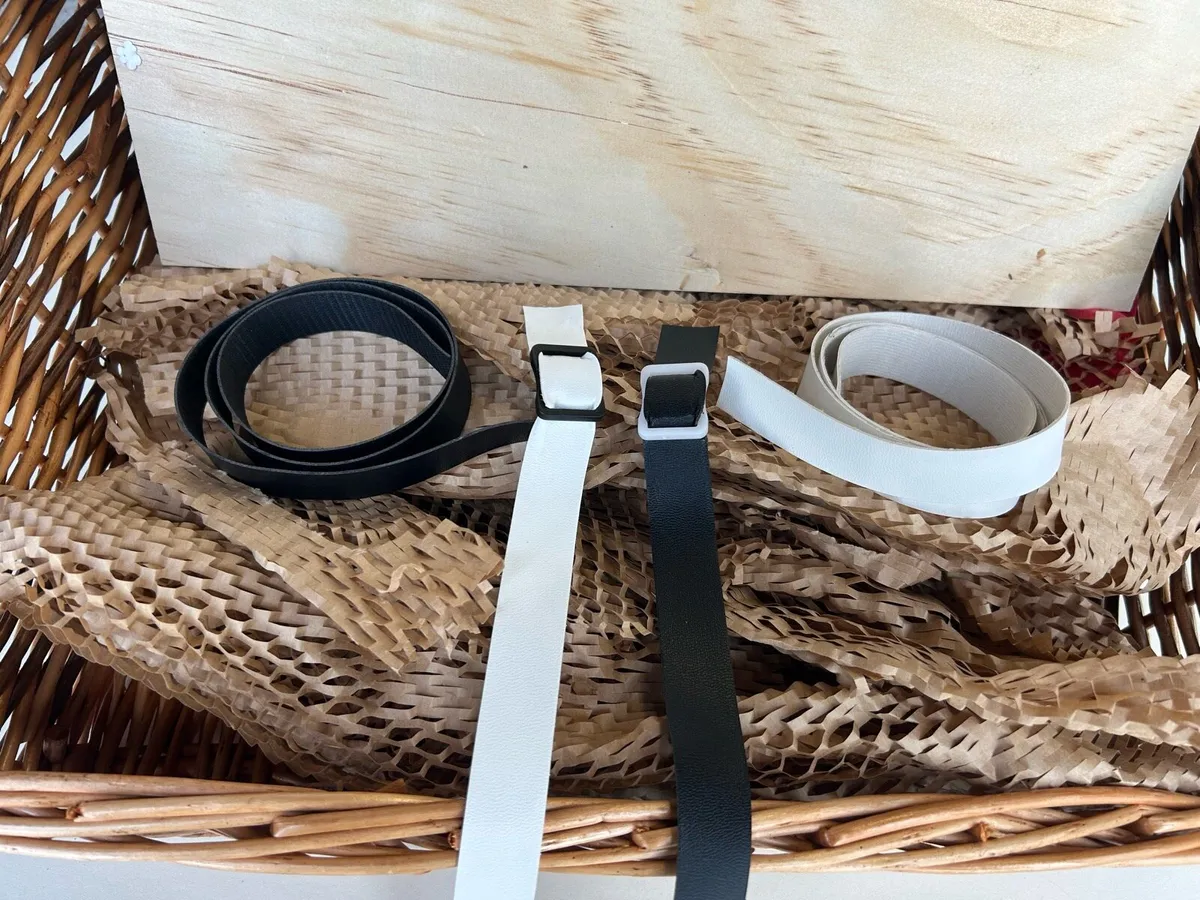 Hurling Helmet Straps - Image 1